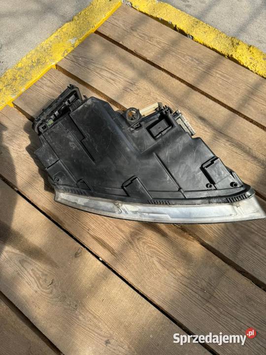 Lampa Lewa Przód Audi A8 2005r Poznań sprzedam
