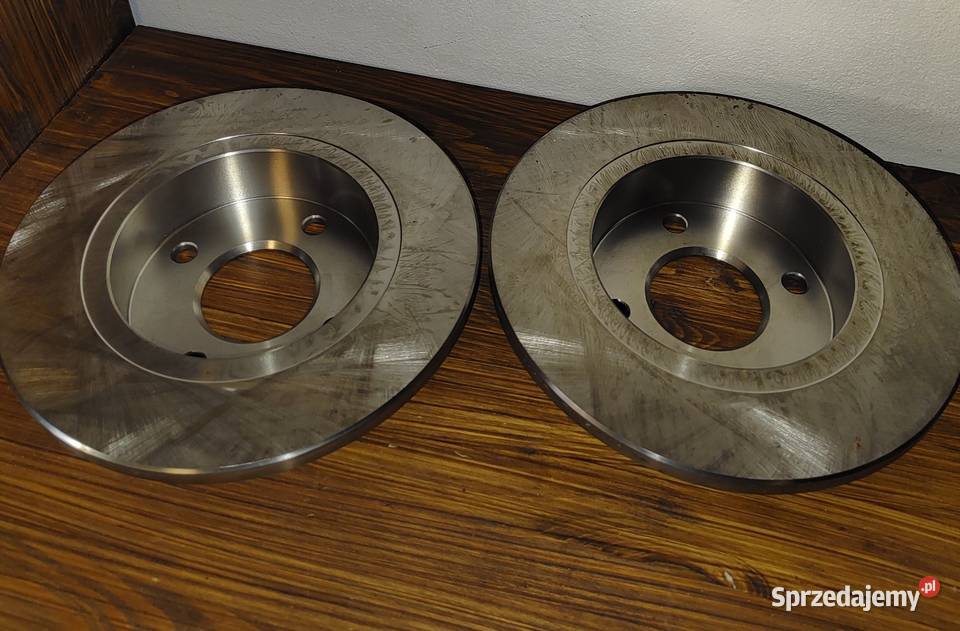 Tarcze hamulcowe przód Nissan Micra K11 komplet Przeczów sprzedam
