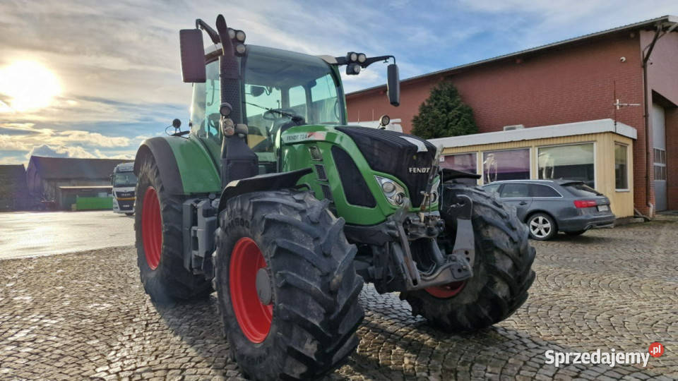 ciągniki Fendt 724 VARIO Fendt 724 Vario Klima Skrzynia biegów Automatyczna opolskie Głogówek sprzedam