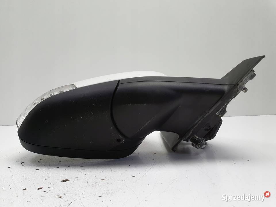 LUSTERKO PRAWE PASAŻERA Volvo V40 II 1219r 6