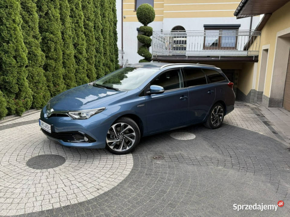 Toyota Auris Hybrid Serwis Kamera 136 GWARANCJA Kombi