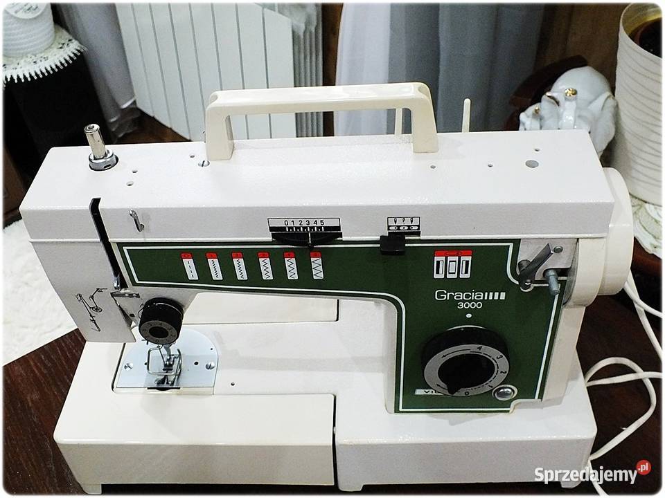 Maszyna do szycia metalowa Victoria Gracja 3000 Żary