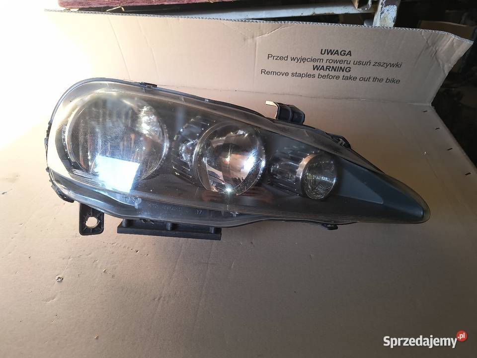 Alfa Romeo 147 lift Reflektor prawy kpl Oryginał Domasław sprzedam