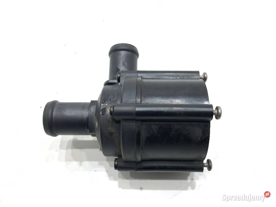 DODATKOWA POMPA WODY AUDI Q8 06H121601P 30 286