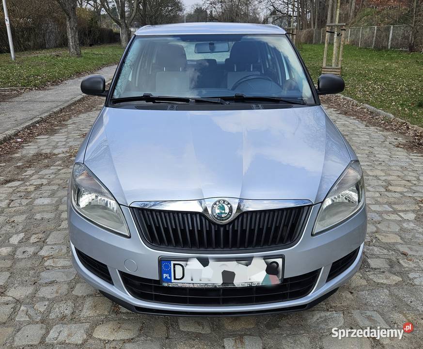 Skoda Fabia 2012 r 14 benzyna salonowy zadbany Wrocław