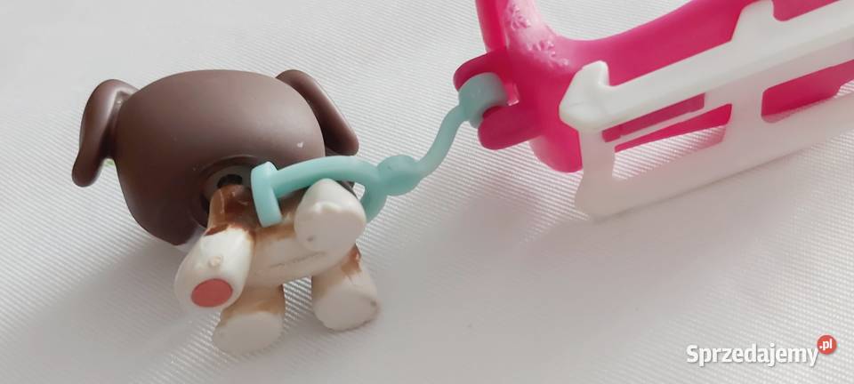 Piesek z sankami Hasbro zestaw 7 lat+ Braniewo sprzedam