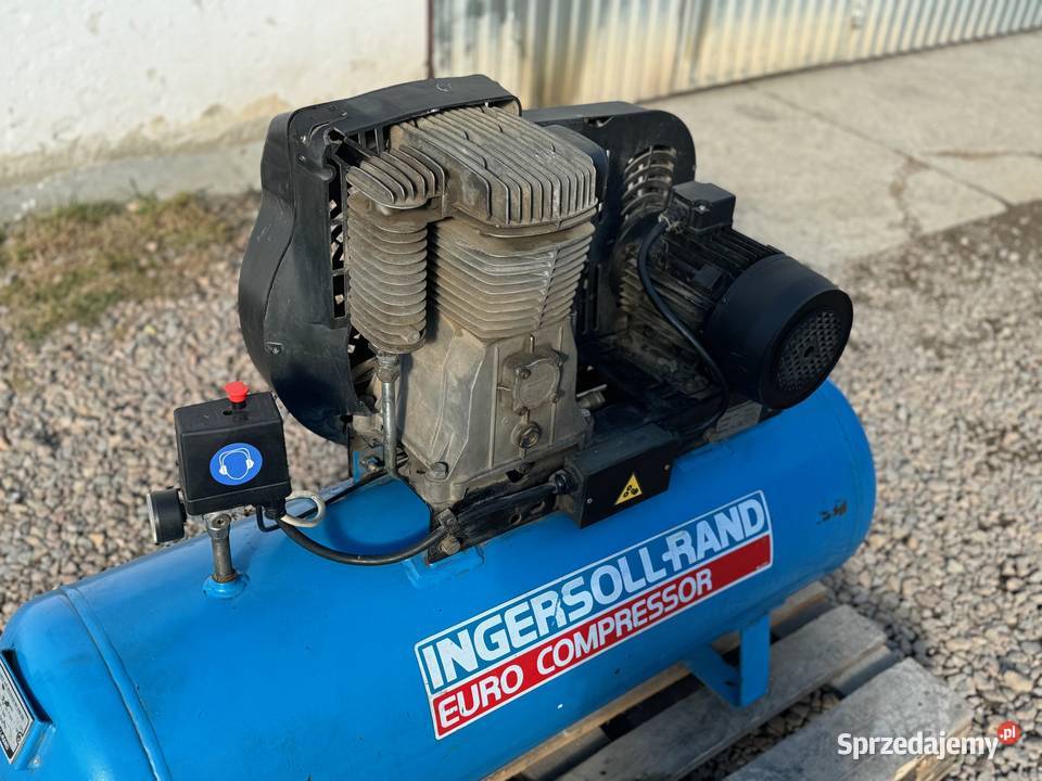 Kompresor tłokowy INGERSOLLRAND 150L