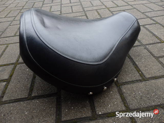 Fotele kanapa przednia kierowcy Suzuki Boulevard