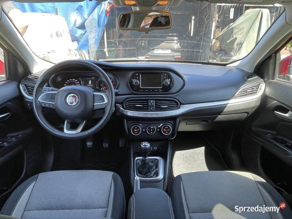 Fiat Tipo gniazdo AUX Police