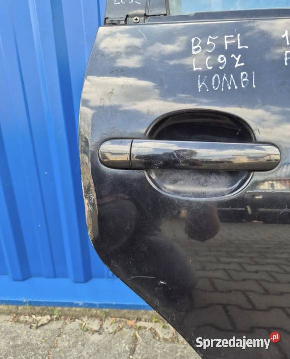 DRZWI TYŁ PRAWY TYLNE PRAWE VW PASSAT B5 FL Działoszyce