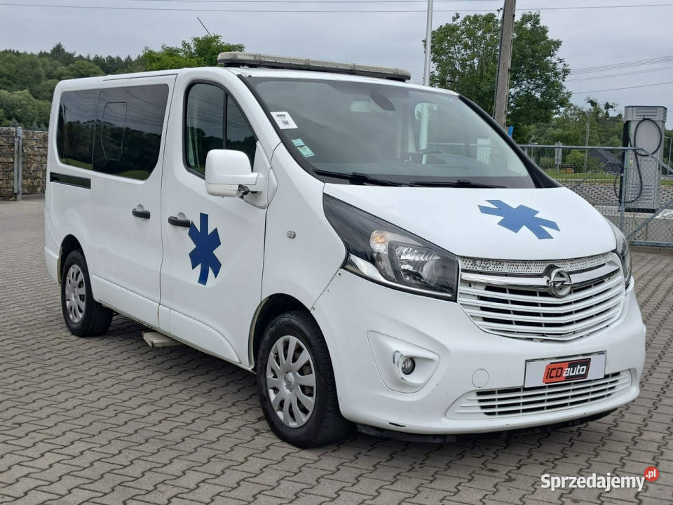 Opel Vivaro 16 D 145 AMBULANS karetka nawigacja