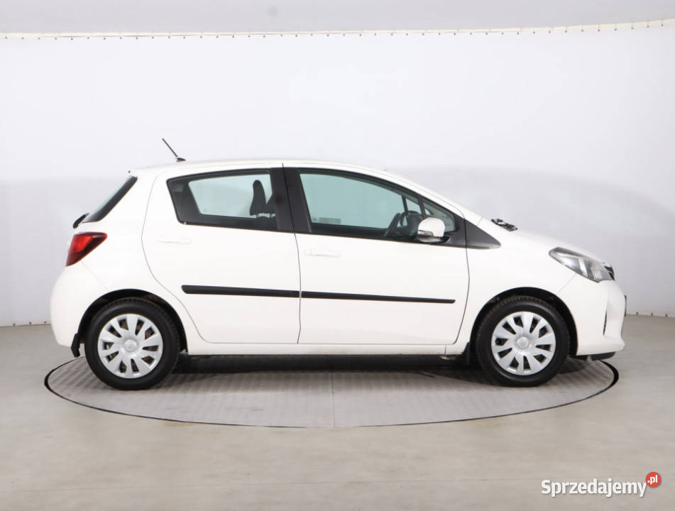 Toyota Yaris 133 Dual VVTi biały mazowieckie Piaseczno