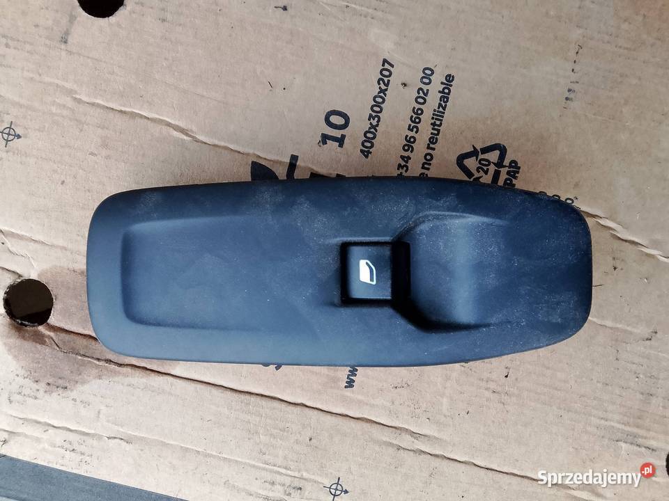 Panel przycisk podnoszenia szybyPeugeot 2008 Kowala