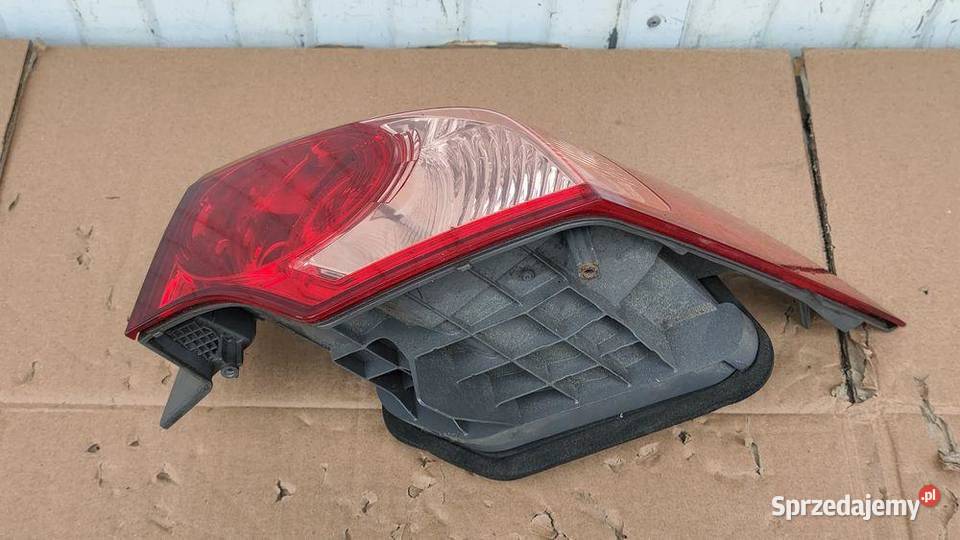 HONDA ACCORD VIII 0811 SEDAN LAMPA PRAWA TYŁ Lampy przednie sprzedam