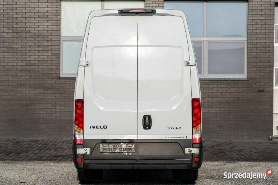 Iveco Daily 35S16 L4H3 Wysoki dach Stan centralny zamek Jarocin