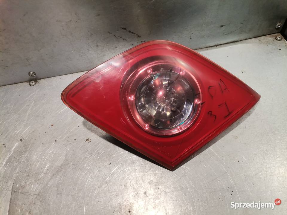 MAZDA 3 I BK HB LAMPA PRAWY TYŁ W KLAPE