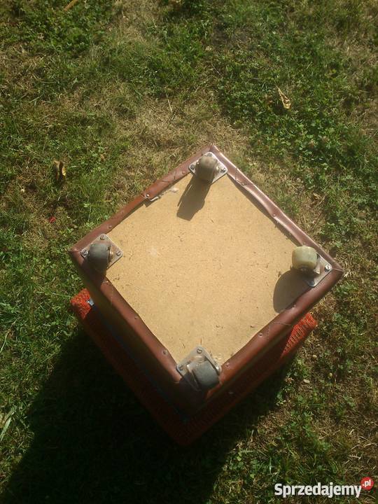 Stara pufa podnóżek PRL wielkopolskie Ostrów Wielkopolski