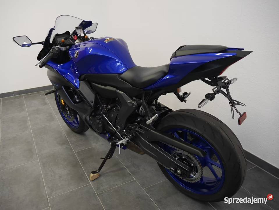 motocykle sportowy 2023 Yamaha YZF R 7 Warszawa