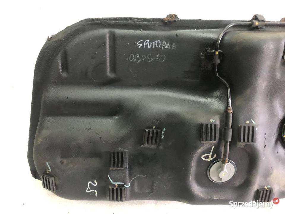 ZBIORNIK BAK PALIWA KIA SPORTAGE III 17CRDI osobowe sprzedam