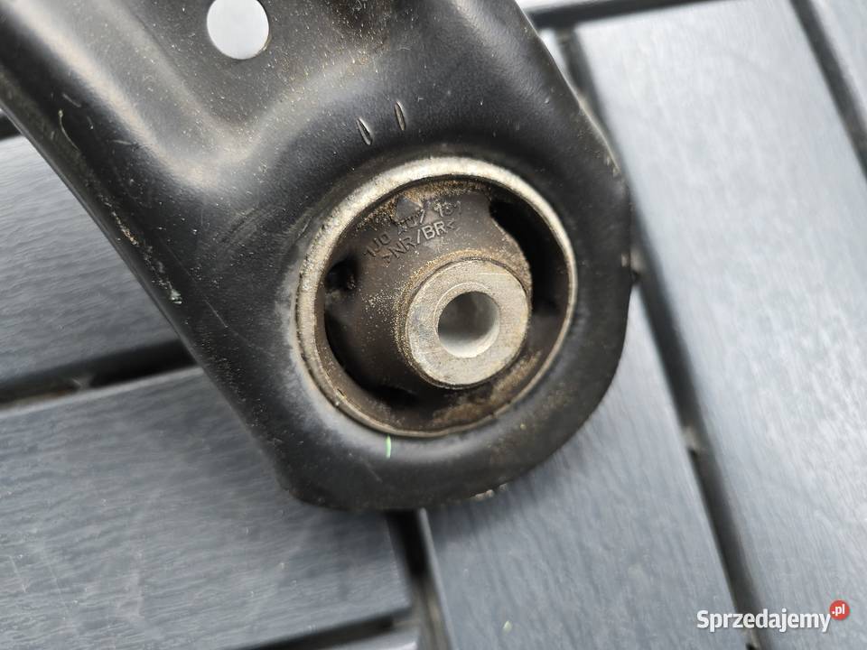 Używany oryginalny wahacz lewy 1S0407151 VW UP Knurów sprzedam