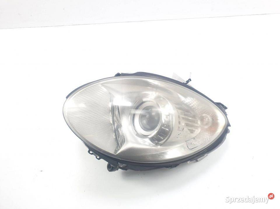 LAMPA LEWA PRZÓD MERCEDES RKLASA W251 320 PRZED