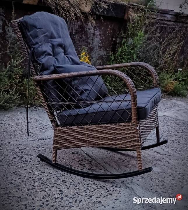 Outsunny Fotel bujany wyściełany rattanem PE Gorzów Wielkopolski