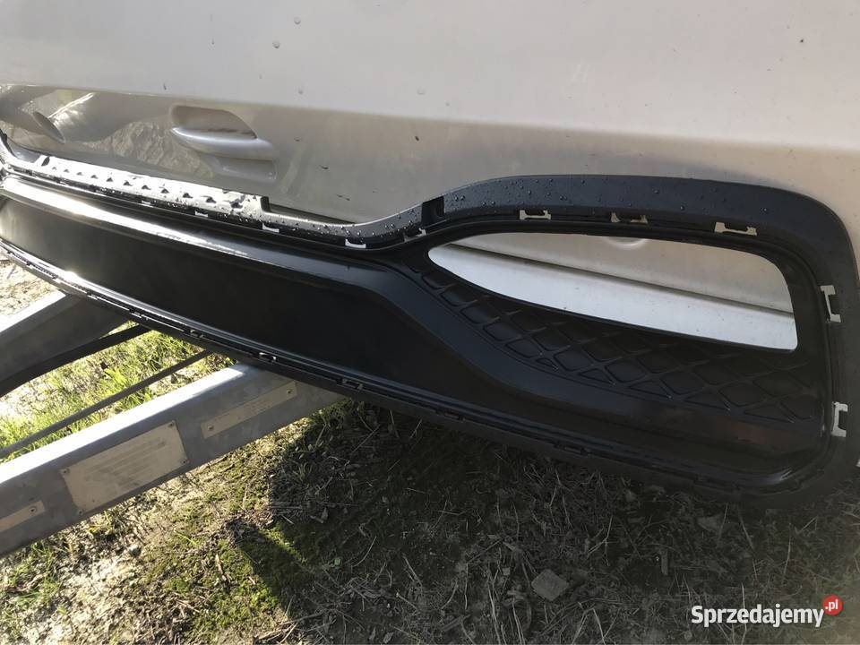 Hyundai I20 lift 18 dokladka zderzaka tył zderzaki Części samochodowe Rzeszów
