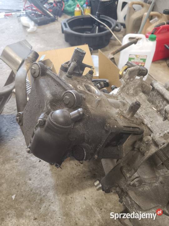 Piaggio x8 x9 Xevo słupek silnika Motoryzacja podkarpackie