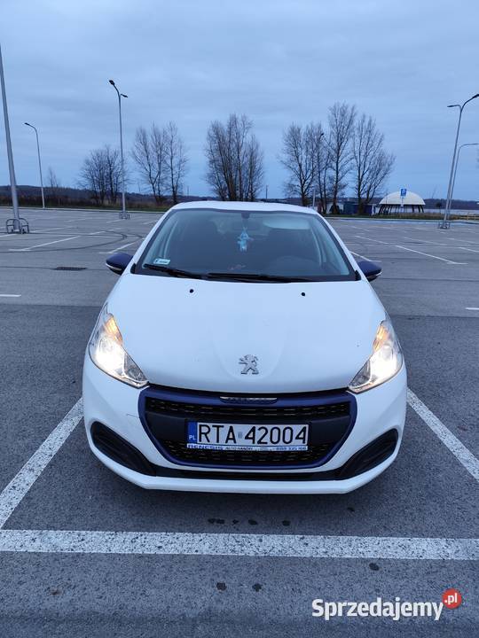 Peugeot 208 10 benzyna nowy rozrząd Peugeot Tarnobrzeg