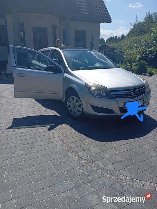 Sprzedam opla Astra h 1346cm3 Hutki