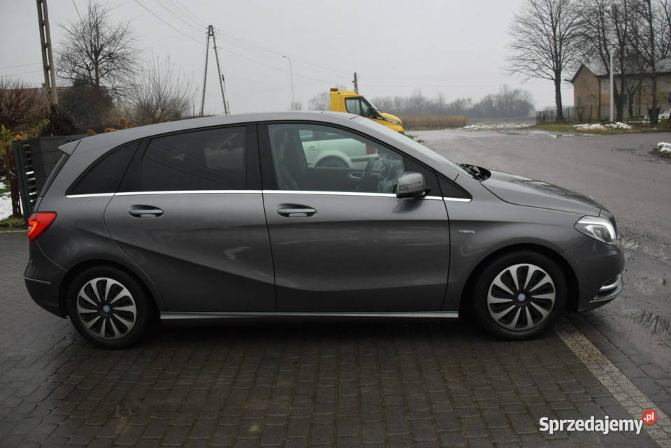 Mercedes B 200 16B Navi Panorama Dach PDC Led Majdan Sieniawski