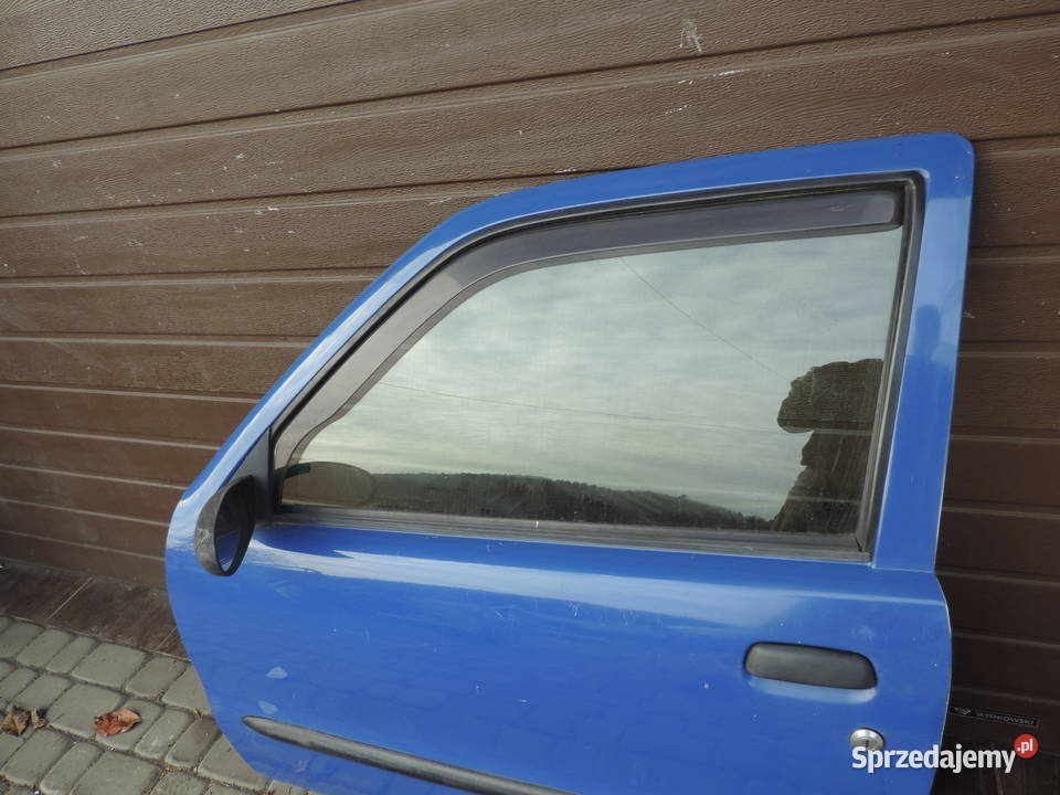 FIAT SEICENTO DRZWI LEWE PRZEDNIE KOLOR 451A Rok produkcji 2000