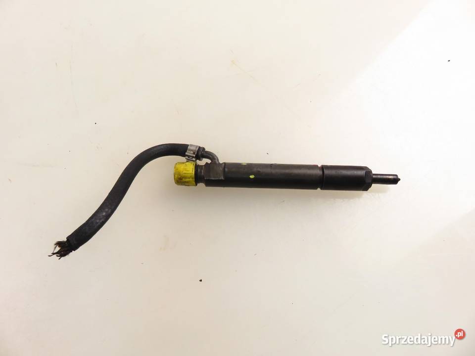 WTRYSKIWACZ DEUTZ BF4M1013EC 02112640 0432191377 osobowe