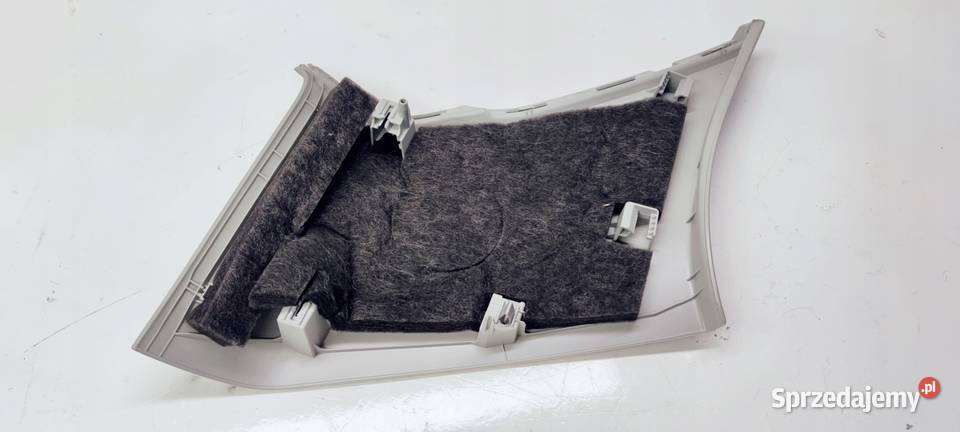 OSŁONA SŁUPKA PRAWY TYŁ AUDI A3 8V 8V3867288B Przystajń