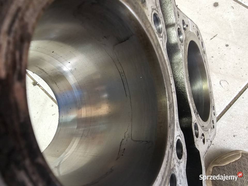 Kawasaki GPZ 500 cylinder cylindry tłok tłoki
