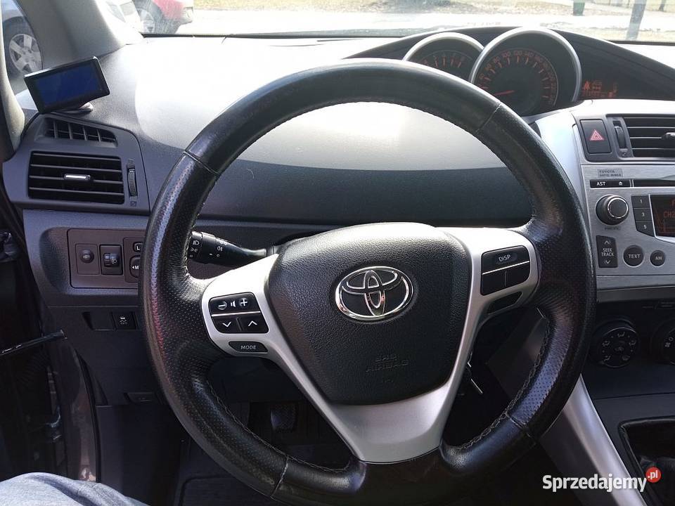 Toyota Verso Krajowa Bezwypadkowa ładna Katowice sprzedam