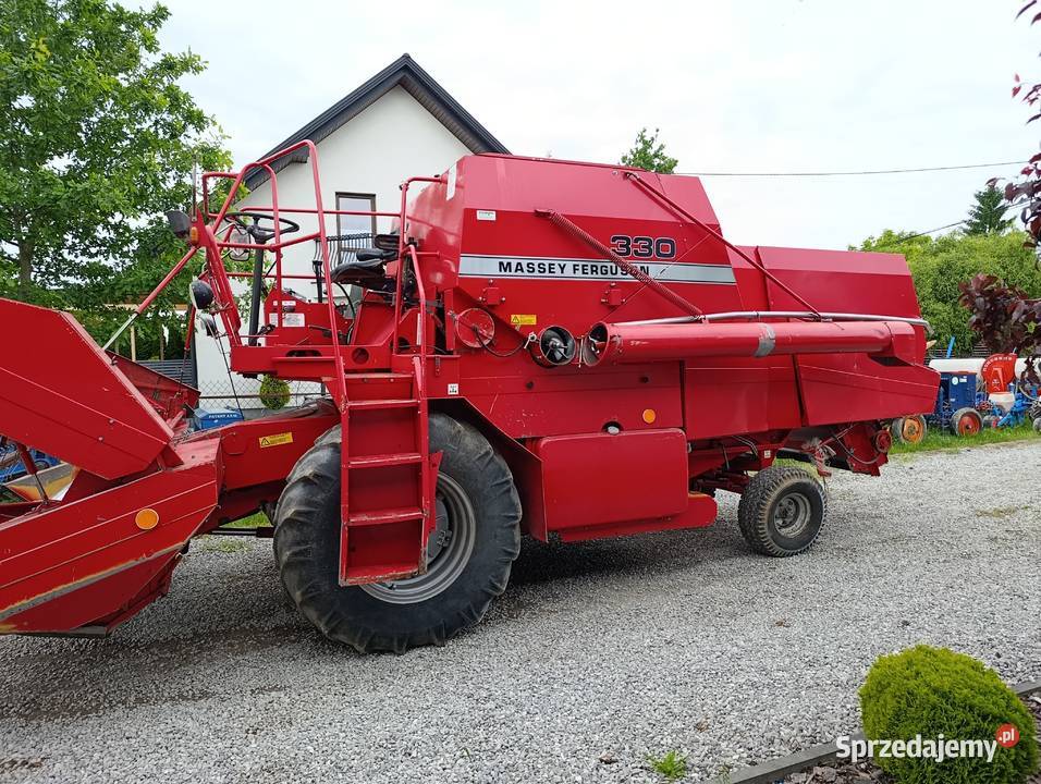 Kombajn zbożowy Massey Ferguson 330 Rawica Stara