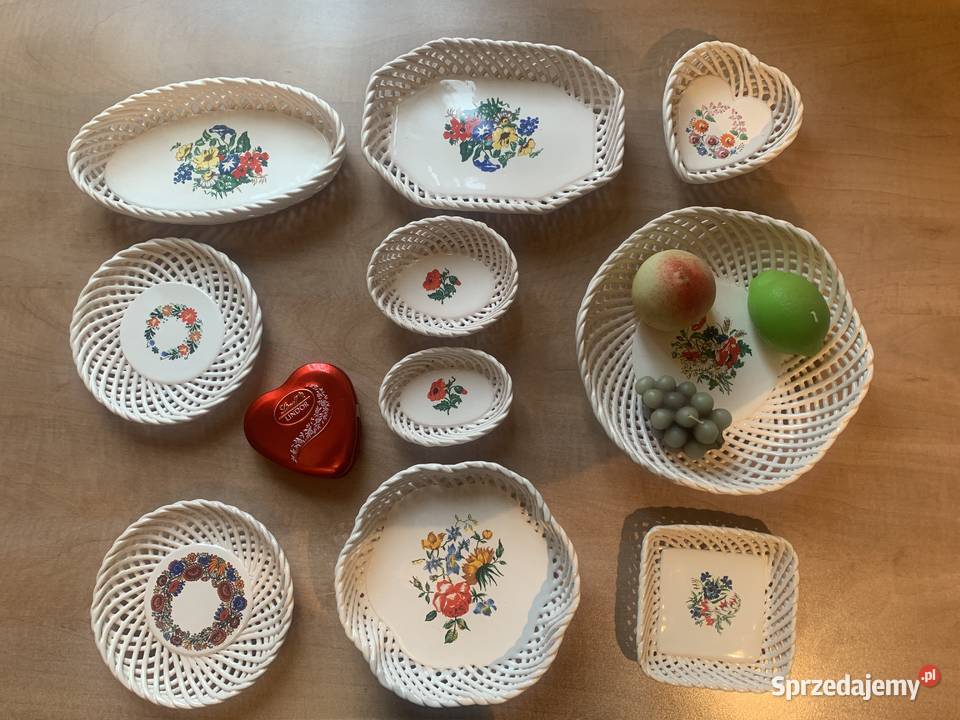 Zestaw ozdobnej ceramiki węgierskiej kwiatowy Warszawa