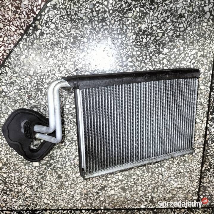 Parownik klimatyzacji BMW E81 E82 E87 E88 E90 osobowe