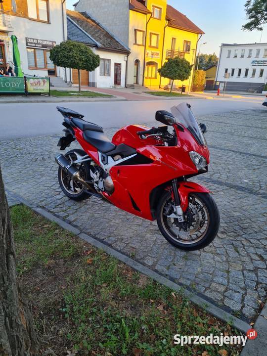 Honda VFR 800 RC79 VTec ABS grzane manetki Kufry Wojnicz
