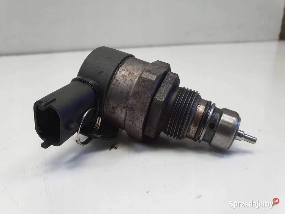 Volvo XC90 24 D5 CZUJNIK PALIWA zawór 0281002712 Chełm