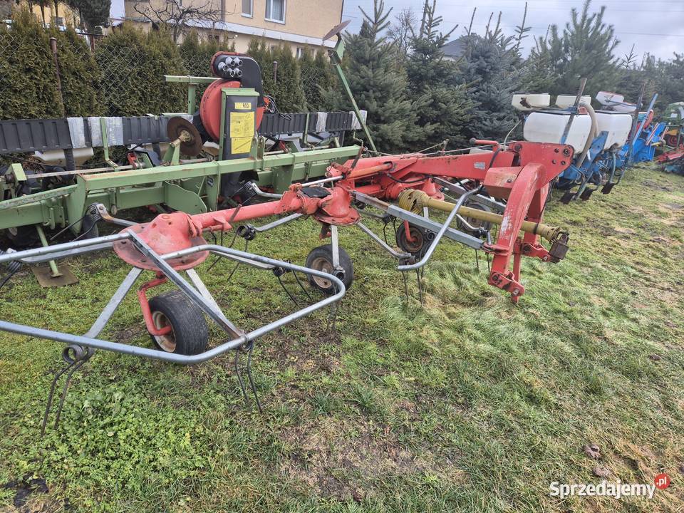 Zgrabiarka Przewracarka Kuhn przewracarka krone Zgrabiarki i przetrząsacze Okrzeja