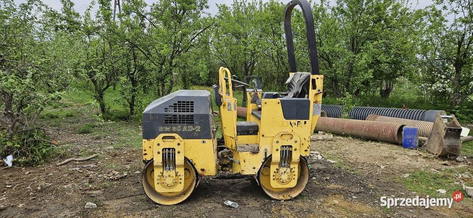 Walec drogowy bomag bw80 15tony umowa Łącko
