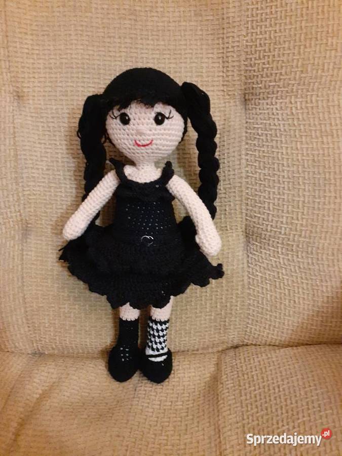 Lalka Wednesday zrobiona na szydełku małopolskie Kraków