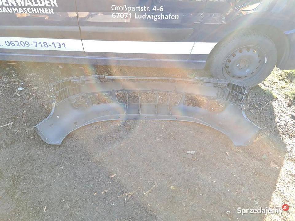 Zderzak przedni Audi A6 C5 4B0807111BL