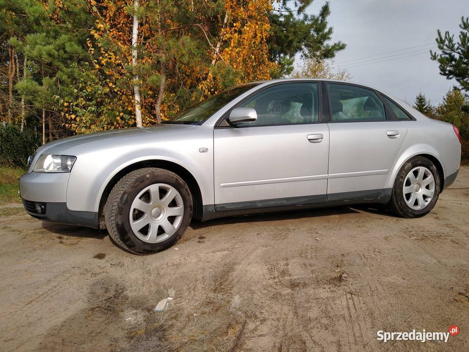 Audi A4 B6 20 benzyna stan prawdziwy przebieg radio A4 mazowieckie Lesznowola