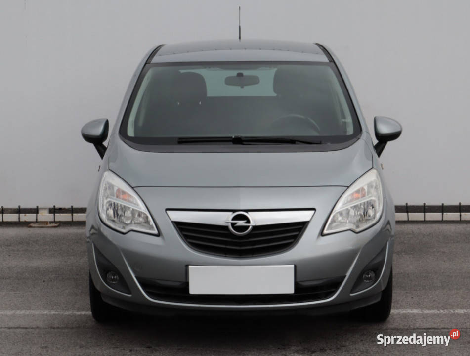 Opel Meriva 14 i wielofunkcyjna kierownica Lublin