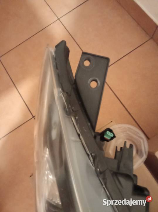 Mazda 3BM20132017r reflektory przednie lewy i