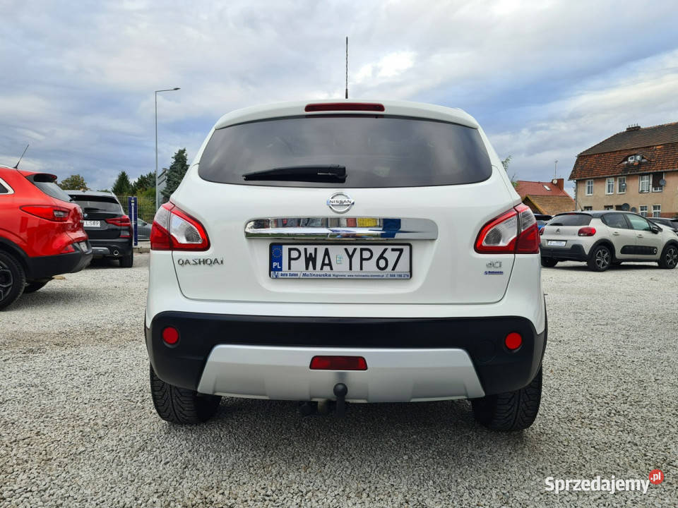 Nissan Qashqai 4x4 SzklanyDach Navi Kamera 360 diesel