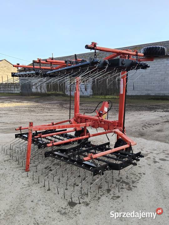 CHWASTOWNIK Pielnik BRONA QUIVOGNE 6m 2008 nieuszkodzony Brony Konin